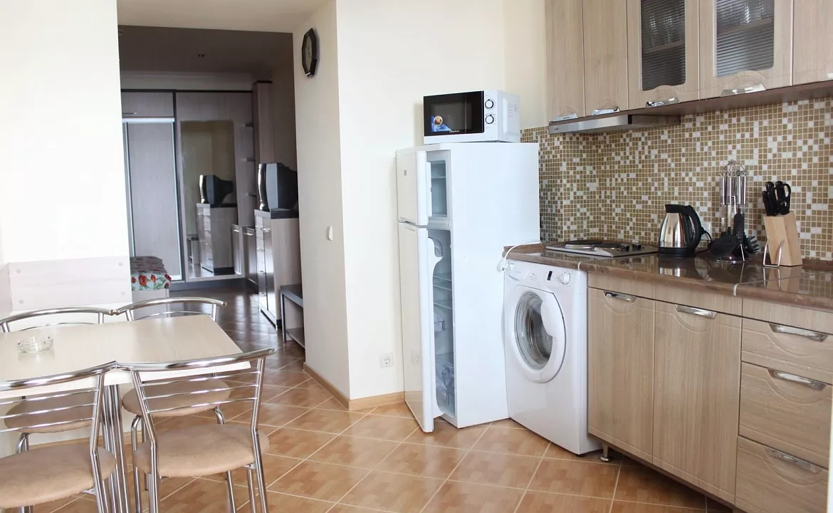 Номера со своим двориком. Отель Кайрос. Кореиз