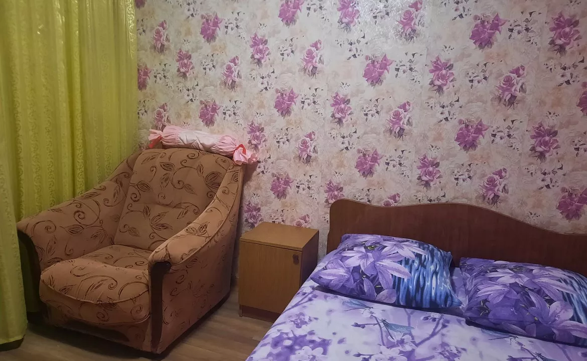 Двухместный удобства на этаже. Гостевой дом "Галина" . Вишневка Двухместный удобства на этаже. Гостевой дом "Галина" . Вишневка