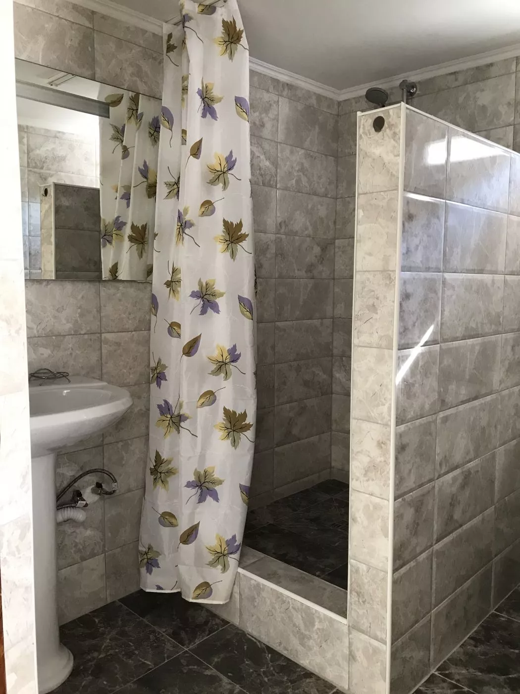 . Гостевой дом "Оазис". Сухум