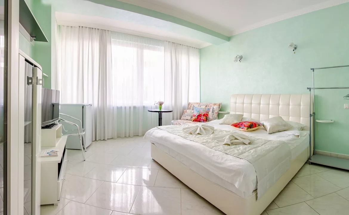 ПОЛУЛЮКС 1. Бутик-отель «Лаванда». Рыбачье