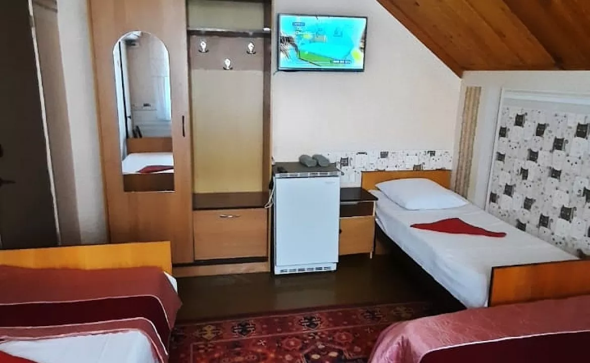 Четырехместный. Частный сектор "Зеленый уголок у Стаса". Лазаревское - частный сектор Четырехместный. Частный сектор "Зеленый уголок у Стаса". Лазаревское - частный сектор