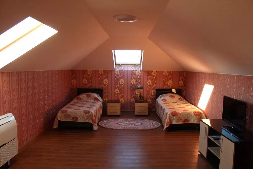 Семейный номер (мансарда). Отель "Ниагара Фоллс". Сочи