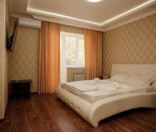 Полулюкс с балконом. Гостевой дом Ника Премиум. 