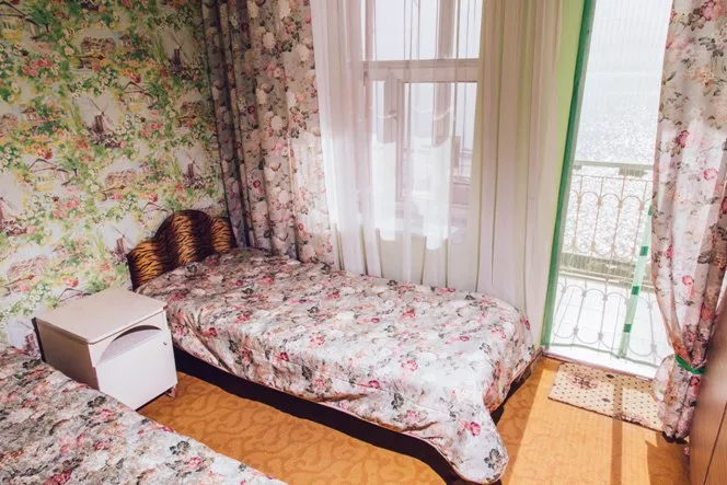 4-х местный Люкс. Гостевой дом "Морской Бриз" - Небуг. Небуг