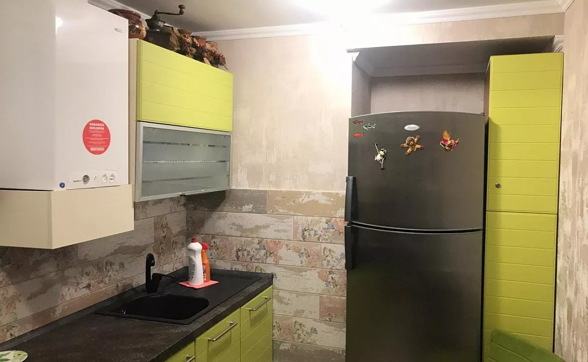 Двухкомнатные апартаменты. Квартира в многоквартирном доме Апартаменты "Кедр". Ялта Двухкомнатные апартаменты. Квартира в многоквартирном доме Апартаменты "Кедр". Ялта