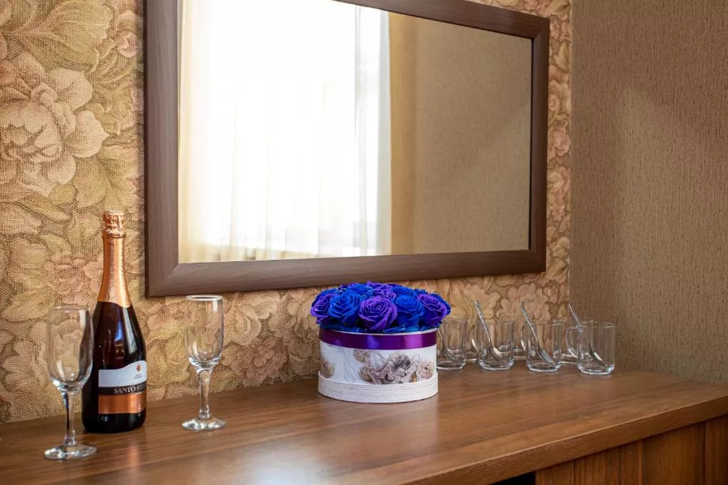 Четырехместный номер. Отель Атмосфера. Кабардинка Четырехместный номер. Отель Атмосфера. Кабардинка