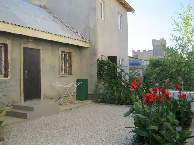 . Гостевой дом "Лето". Евпатория