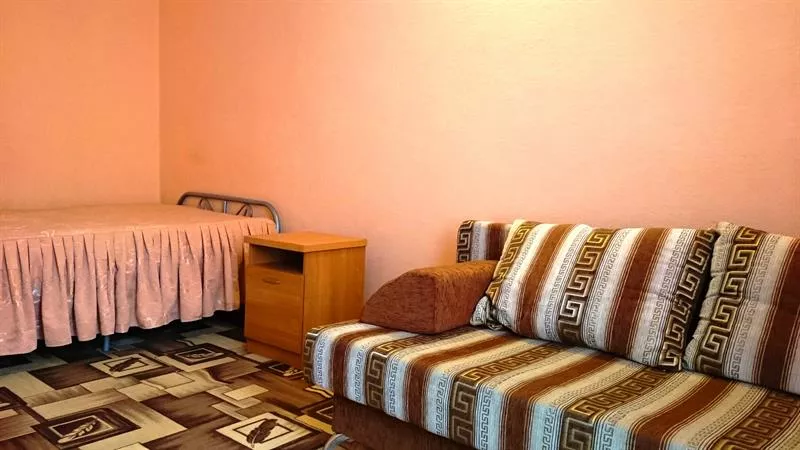 5-6 -ти местный 1 комнатный номер (28 кв.м.). Отель "Априори". Витязево