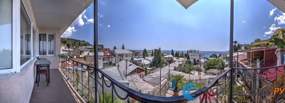 . Гостевой дом Клименко Хаус. Ялта