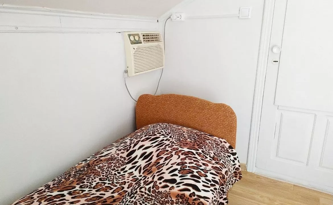 ЭКОНОМ 2-3-МЕСТНЫЙ С ТВ И КОНДИЦИОНЕРОМ. Частный сектор "На Михайловский  8". Архипо-Осиповка