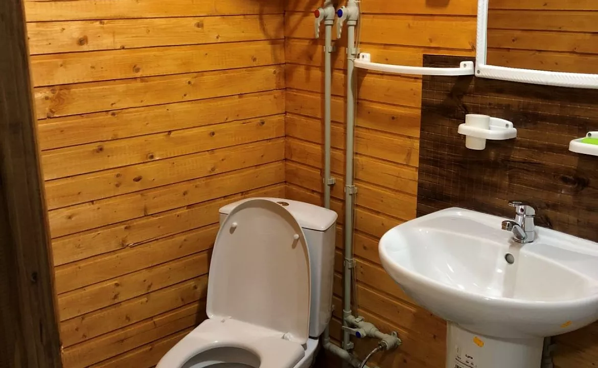 4-х местный номер ЛЮКС 23 кв метра. Гостевой дом "Эко отдых в срубе". Лазаревское 4-х местный номер ЛЮКС 23 кв метра. Гостевой дом "Эко отдых в срубе". Лазаревское