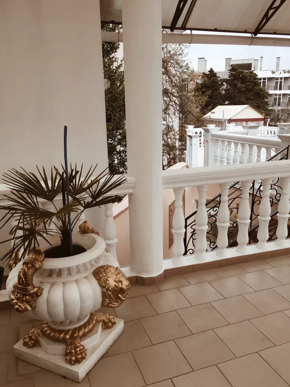 . Гостевой дом частный "Мид". Ялта