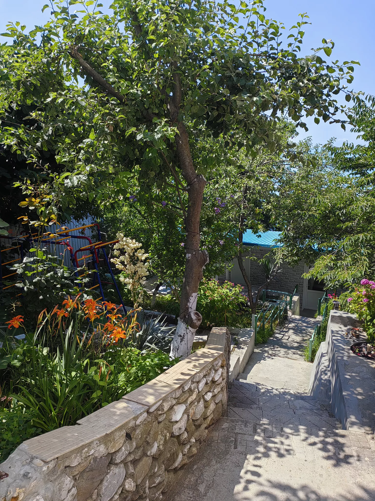 . Гостевой дом Сатори. Небуг