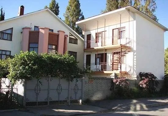 . Гостевой дом "Тритон" . Адлер