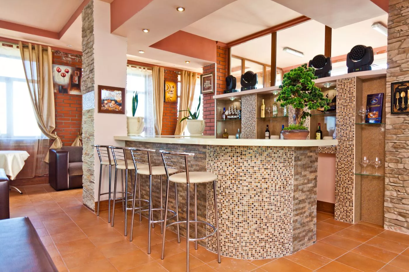 . Отель Водноспортивный клуб-отель "Торнадо". Ейск