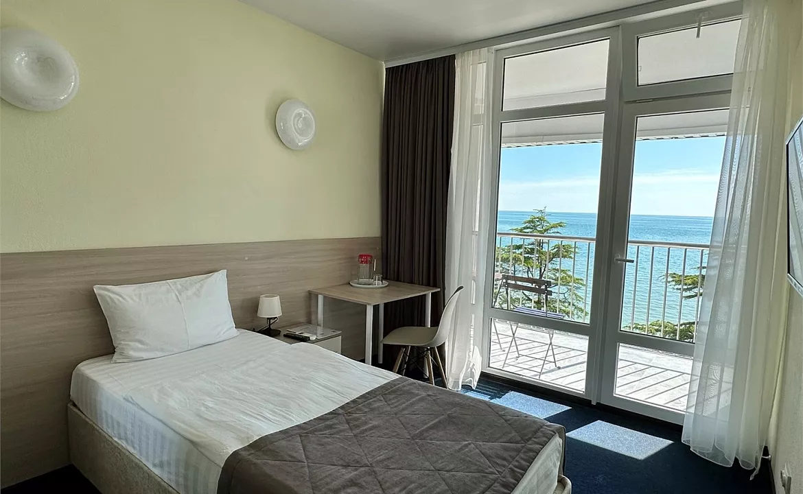 Одноместный номер с балконом. Курортный отель COOCOOROOZA. Сочи