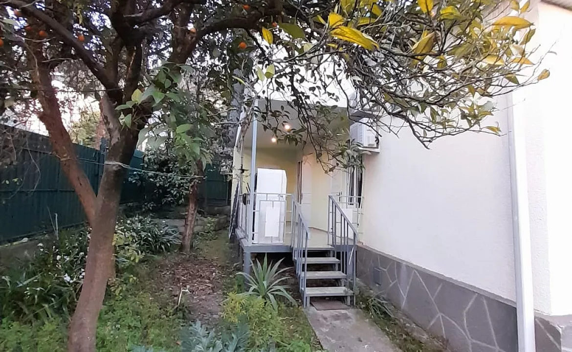 Номер Семейный. Частный сектор Зеленый дворик - Гагра. Гагра