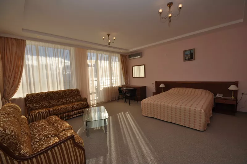 Номер Люкс. Гостиница Консоль-Спорт НИКИТА. Никита