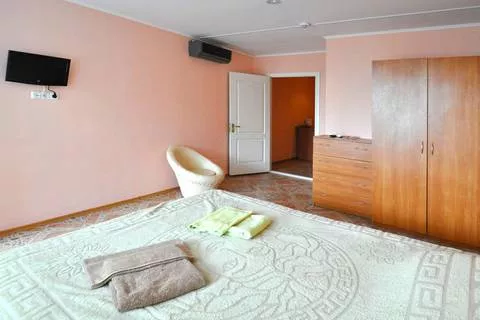 5-ти местный 2-х комнатный «Стандарт» (2 корпус). База отдыха «Мечта». Гурзуф