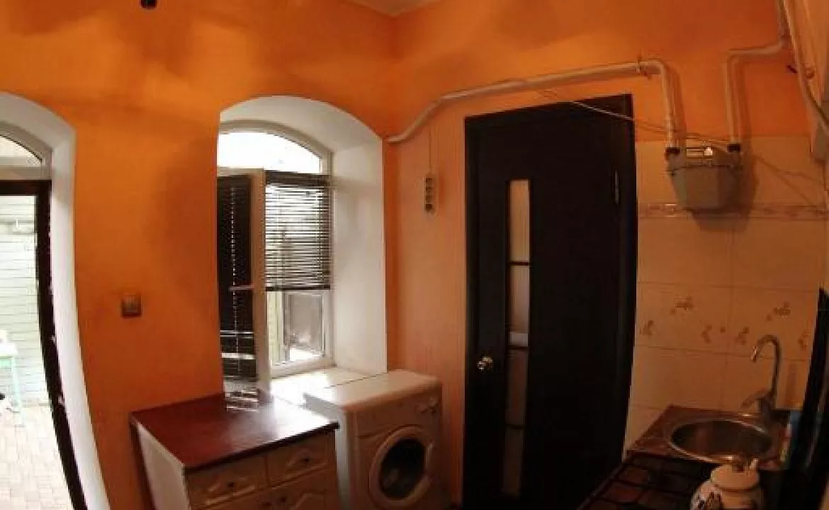 Трехместный номер эконом-класса. Мини-гостиница Морской курорт. Ейск Трехместный номер эконом-класса. Мини-гостиница Морской курорт. Ейск