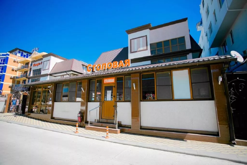 . Гостиница "Венера 4". Витязево