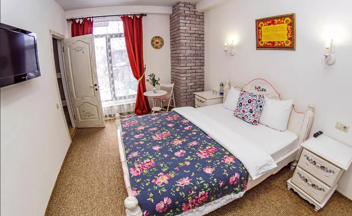 Стандартный двухместный номер с 1 кроватью. Бутик-Отель Савва. Красная Поляна