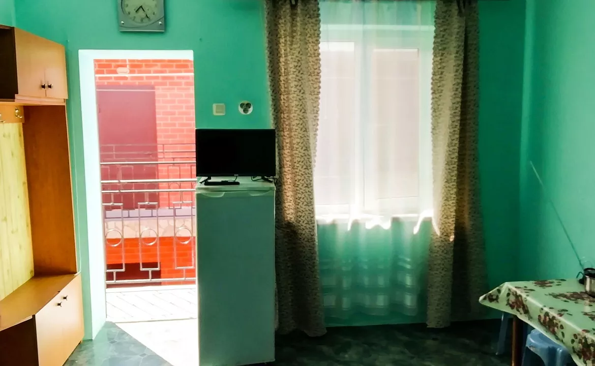 Эконом 3-х местный - №4, №14. Гостевой дом Сибирь. Голубицкая Эконом 3-х местный - №4, №14. Гостевой дом Сибирь. Голубицкая