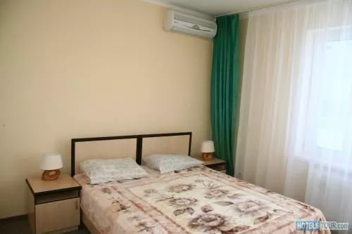 Номер Полулюкс с видом на море. Частная гостиница «Слонотель». Малореченское