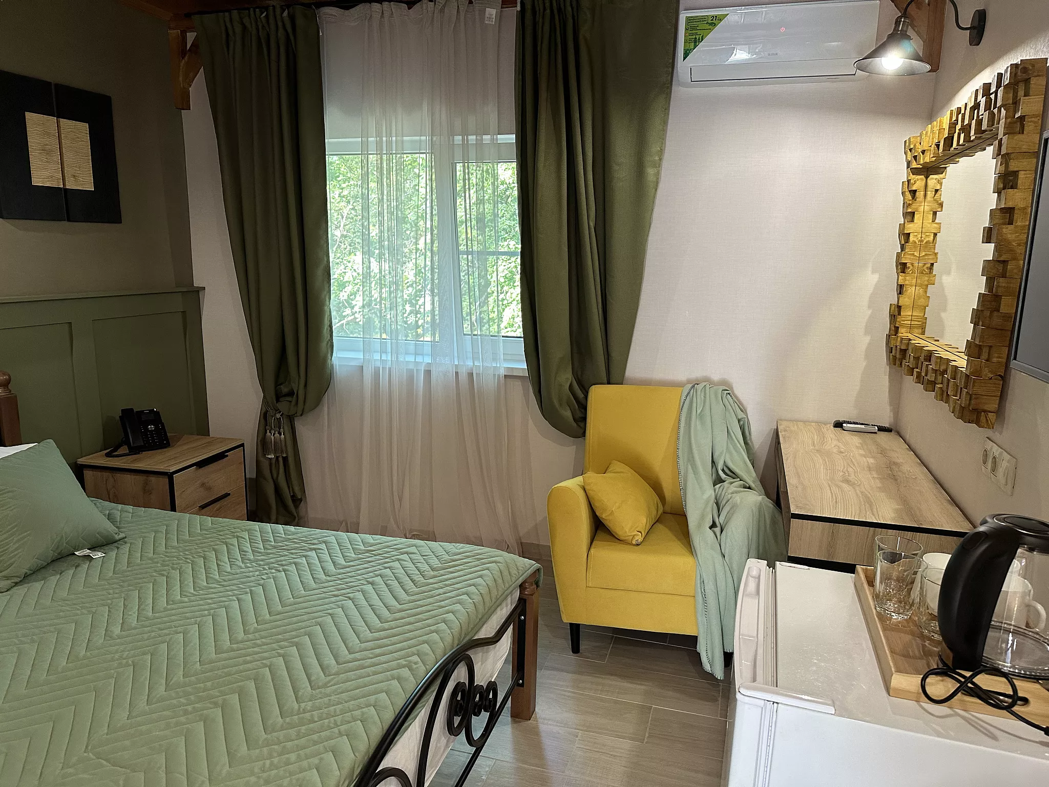 . База отдыха "Дивное". Дивноморское