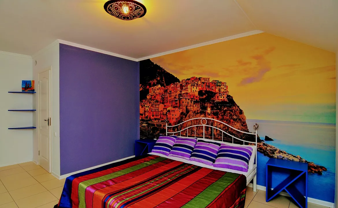 Мансардный номер. Отель "У верблюжьих горбов". Коктебель