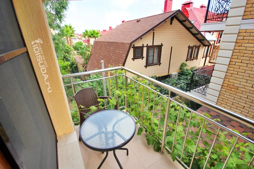 . Гостиница "Сюзэн" . Адлер