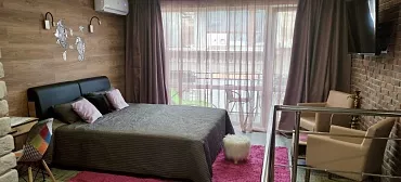 Квартира в многоквартирном доме на земле в пгт Коктебеле недалеко от моря (700 м), с кондиционером