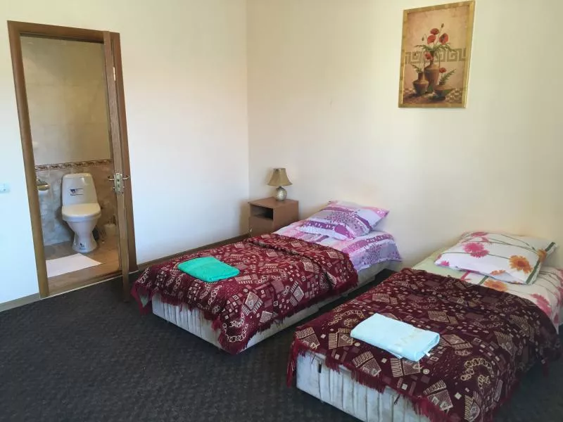 Гостевая на двух человек. Гостевой дом " Китей ". Керчь