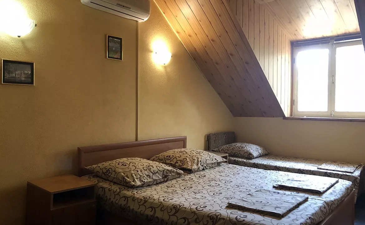 Двухэтажные апартаменты. Гостевой дом АнНи. Гаспра