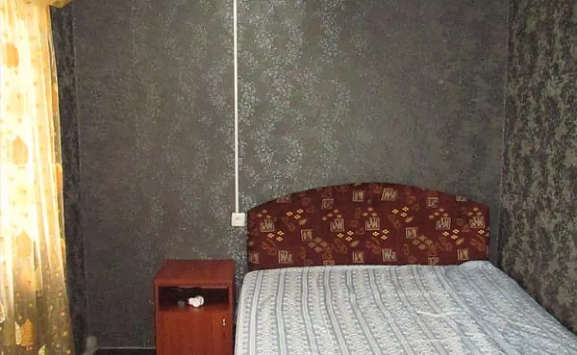 Двухместный номер стандарт. Гостевой дом "У Леопольдовича". Малореченское