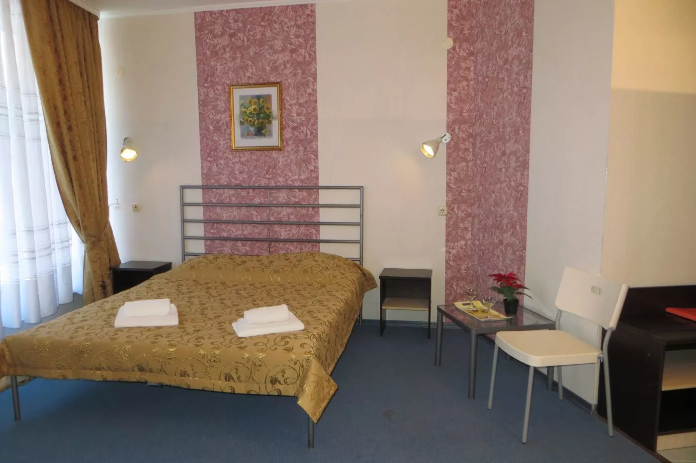 . Гостиница "Парадиз". Ольгинка