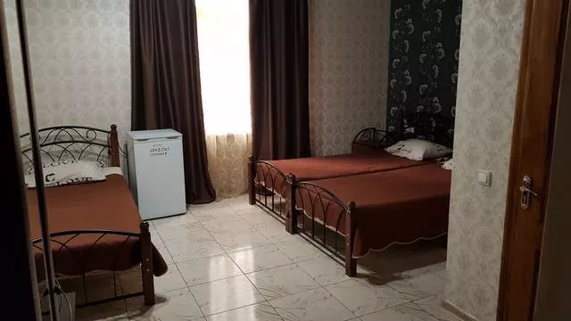 . Гостиница  "Sea Zone" . Пицунда