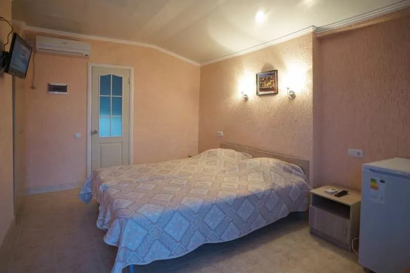 2-х местный каменный домик с видом на море. Отель Туристско-оздоровительный комплекс "Золотой пляж". Феодосия