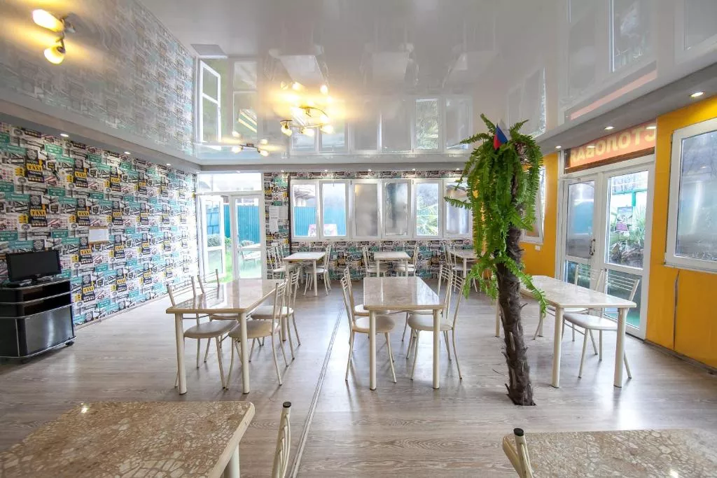 . Гостевой дом "Маяк" - Вардане. Вардане