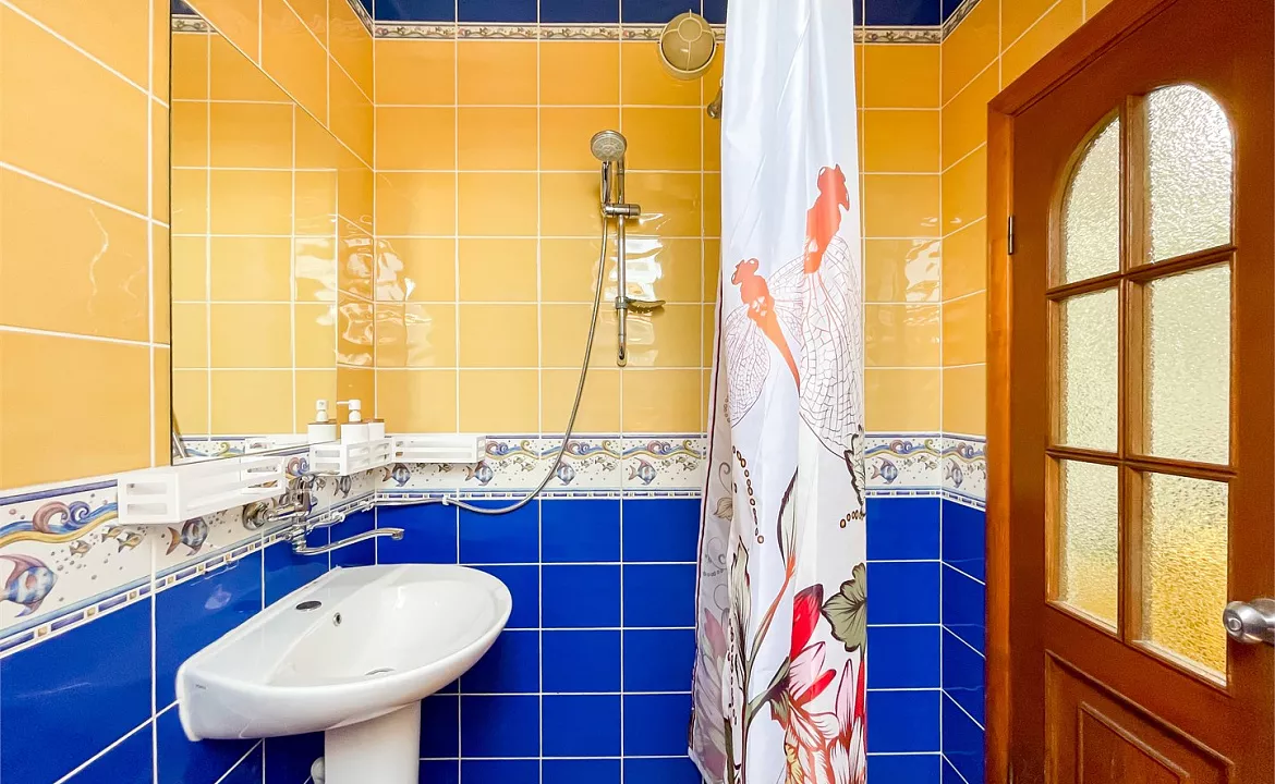 Стандарт 3-х местный на 1-ом этаже. Отель Автор. Анапа