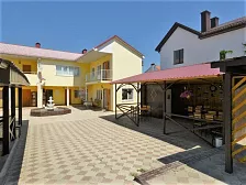 Частный сектор НА ЧЕРНОМОРСКОЙ 72