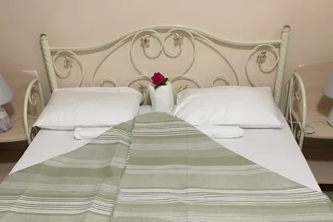 Четырехместный номер с балконом. Гостиница «Святая Абхазия». Пицунда