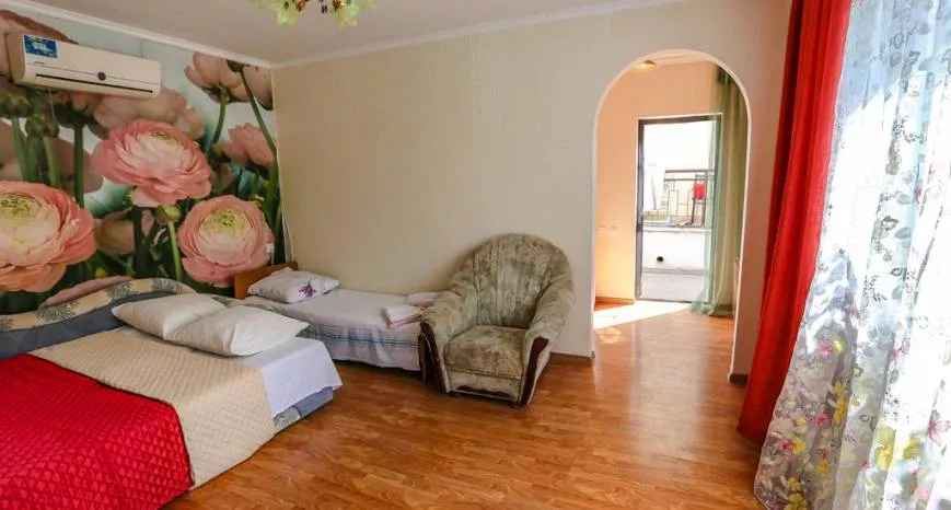 . Частный гостевой дом У Николаевны. Геленджик