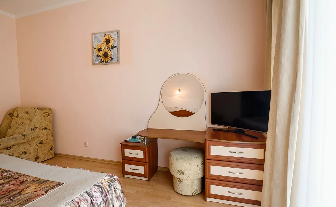 Комфорт КОРПУСА №33, 34. Эко-отель «АЛЫЕ ПАРУСА». Солнечногорское