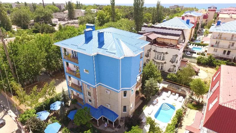 . Гостиница  № 56 Семейный **. Симферополь