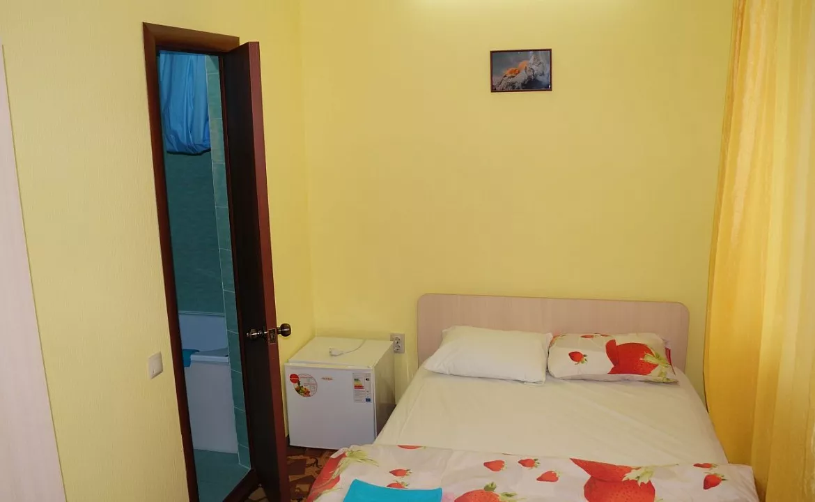 2-х местный номер. Гостевой дом "Аватар". Геленджик