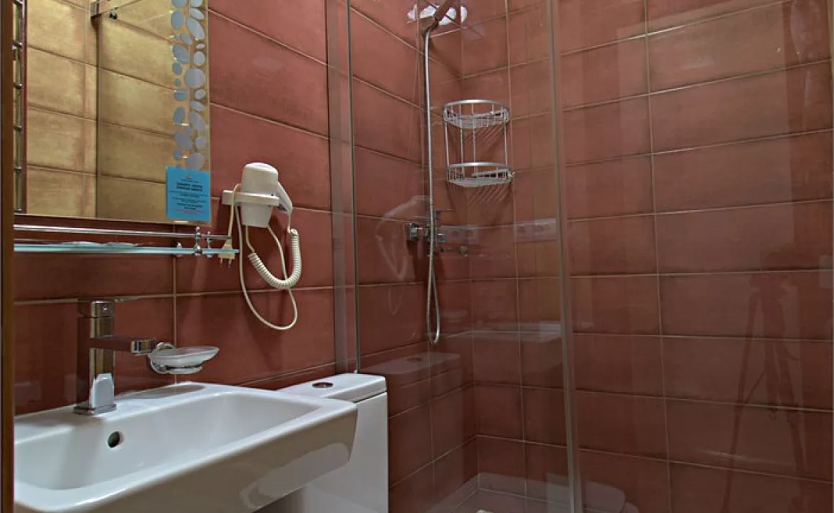 Одноместный стандарт. Отель "Сочи Галерея Парк". Сочи