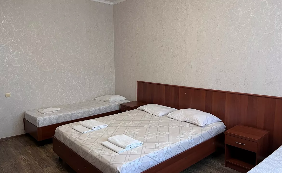 Четырехместный номер стандарт категории. Апарт-отель Самара. Адлер