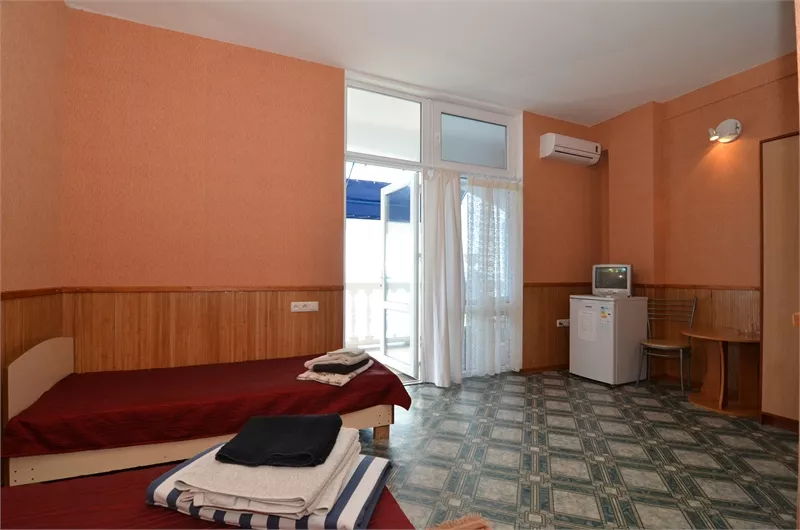 2-комнатный с видом на море. Мини-отель "Домик со слоном". Рыбачье 2-комнатный с видом на море. Мини-отель "Домик со слоном". Рыбачье