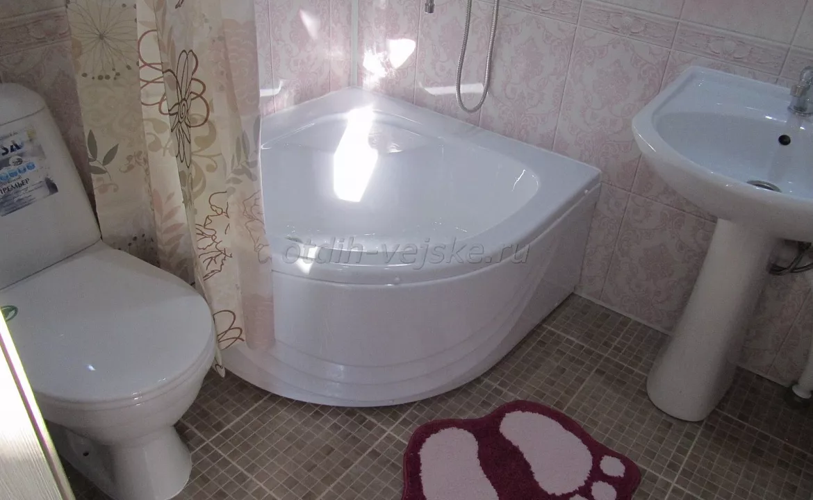 Однокомнатный номер-студия. Частный сектор "На Море". Ейск